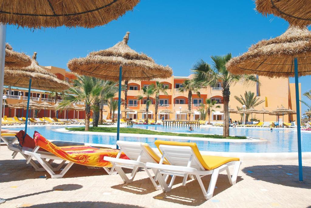 Caribbean World Thalasso Djerba Mezraia Екстер'єр фото